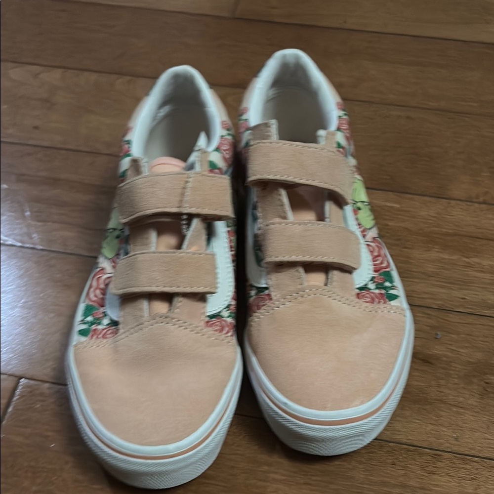 Vans Cream and White Sneakers with Velcro Straps